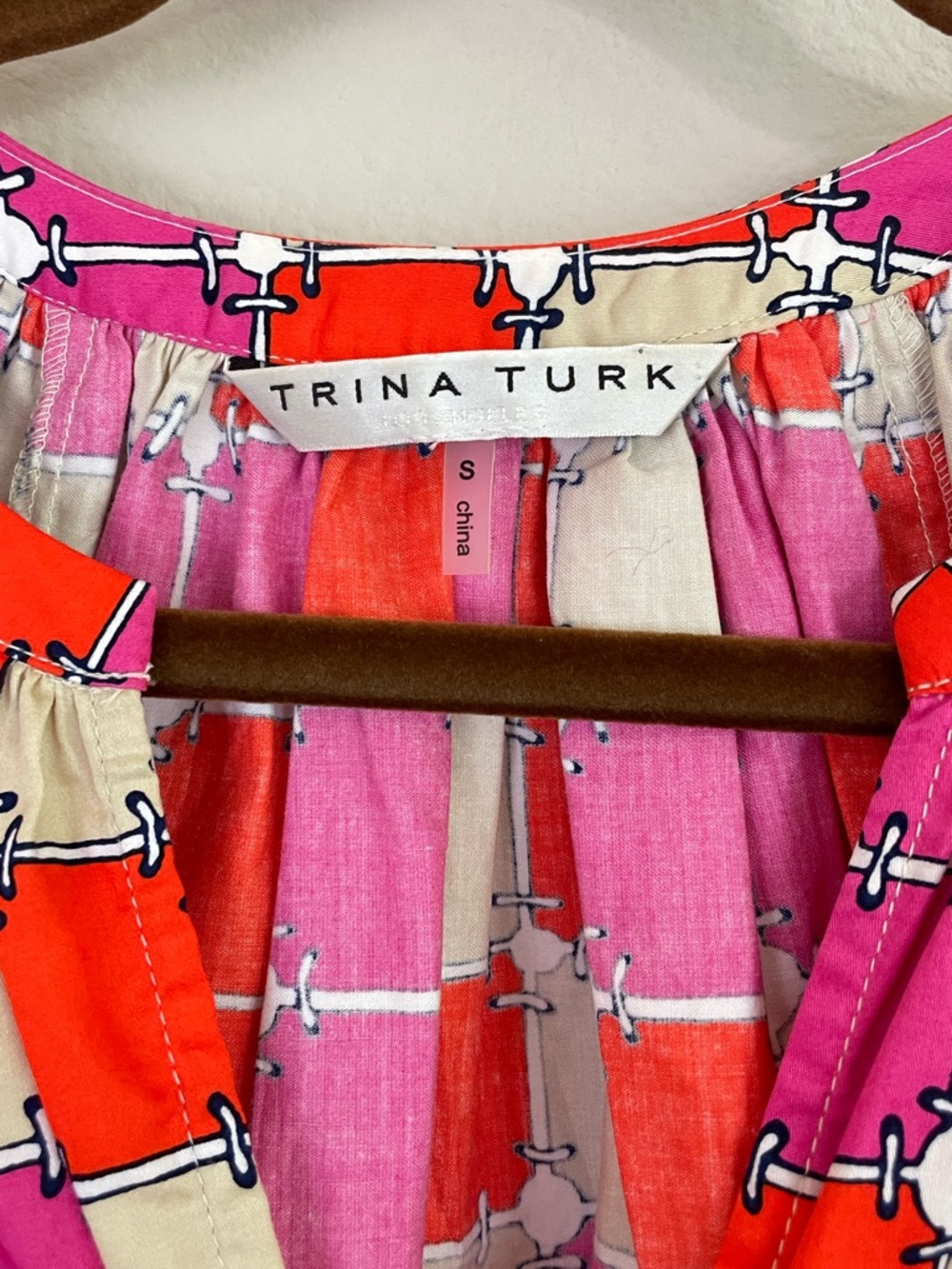 Trina Turk Pink & Red Geometric Organic Cotton Nautical Peasant Blouse Size S - Picture 2 of 8